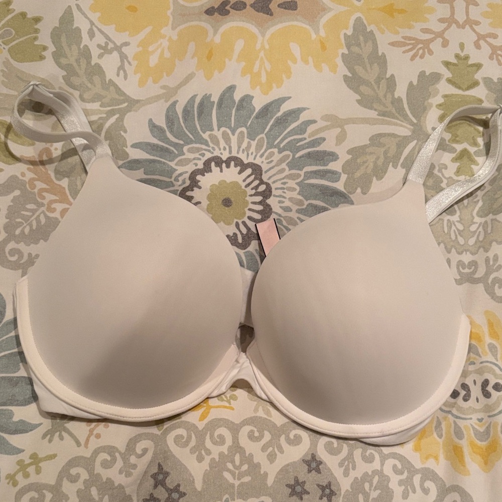 Victoria's Secret Full Coverage Push Up T-shirt Bra
